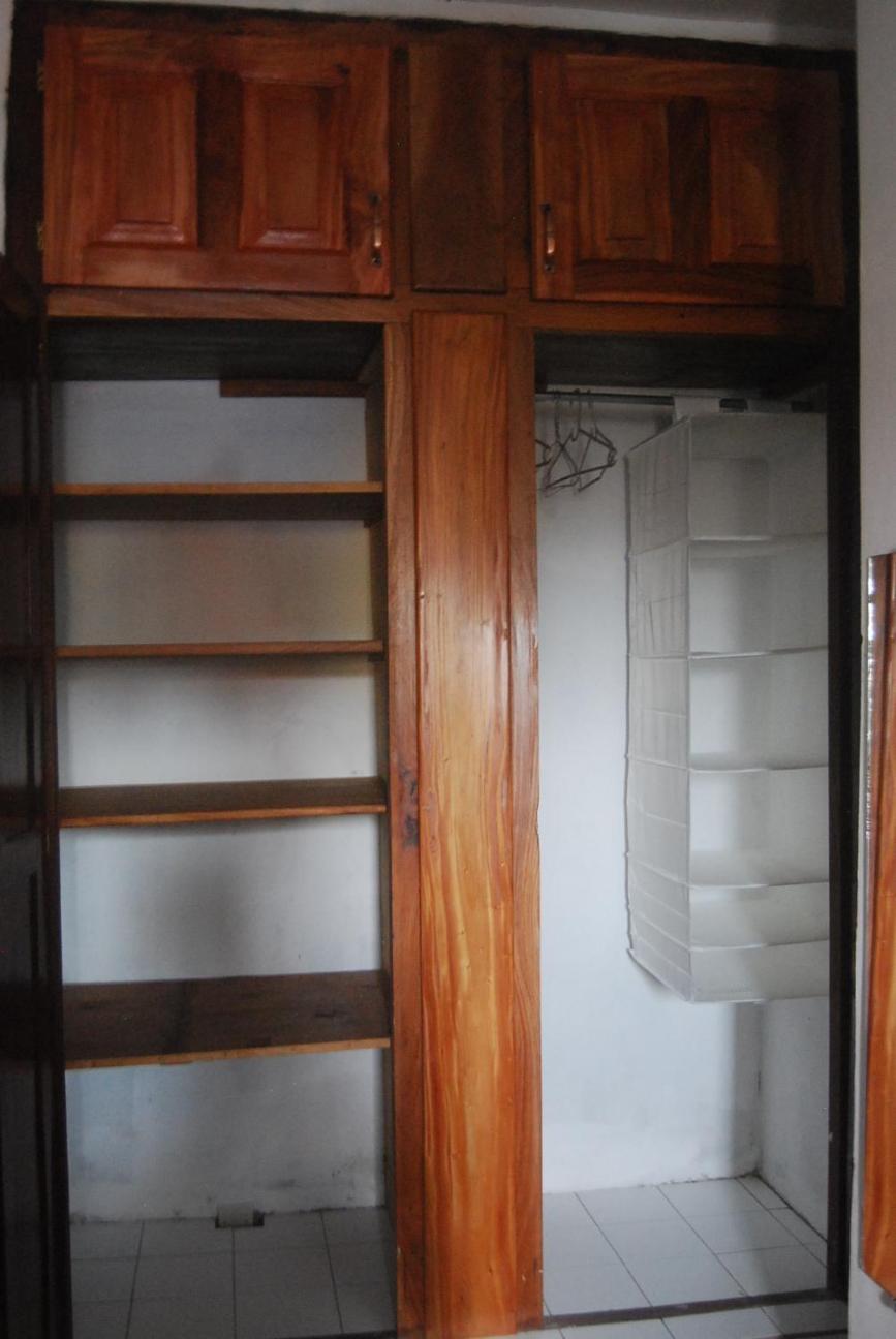Karls Guesthouse 科托努 外观 照片