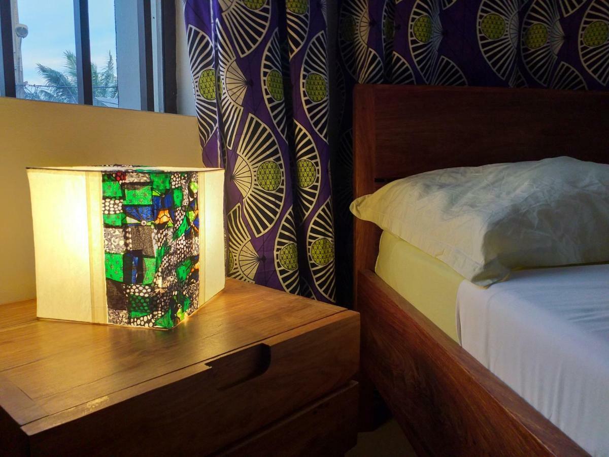 Karls Guesthouse 科托努 外观 照片