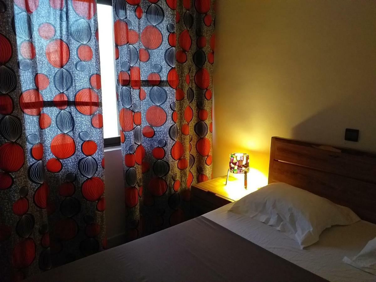 Karls Guesthouse 科托努 外观 照片